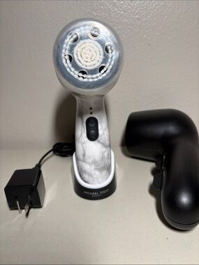 Michael Todd Marble Electric Facial Cleansing Brush - White
